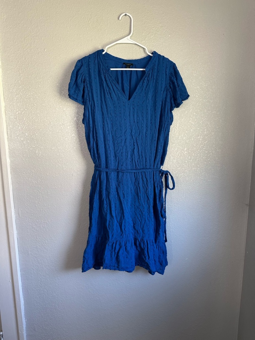 Ann Taylor Cobalt Blue Textured V‑Neck Midi Dress